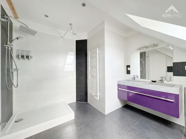 Crozet (01170) Maison 6 Pièces 230 m2