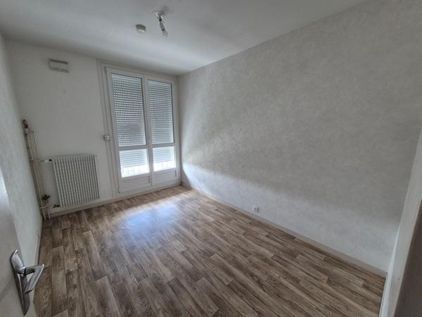 Type 4 de 70.06m² - SAINT PIERRE DES CORPS