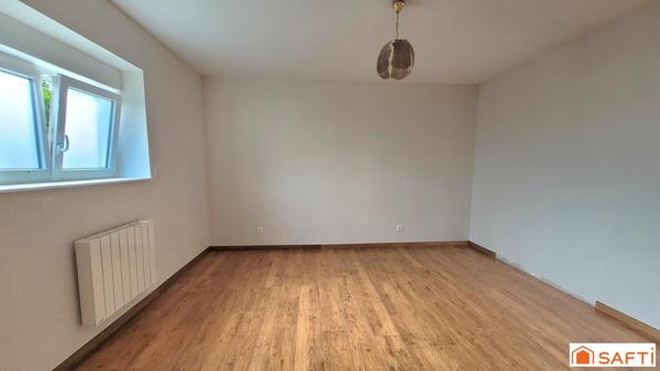 MAISON T6 de 143m² en CENTRE VILLE avec commodités de plain-pied, grande terrasse et accès véhicule