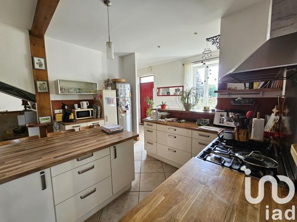 Maison 8 pièces de 130 m² à Allex (26400)