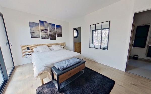 Maison à vendre    6 pièces • 230 m2 Lyon 9