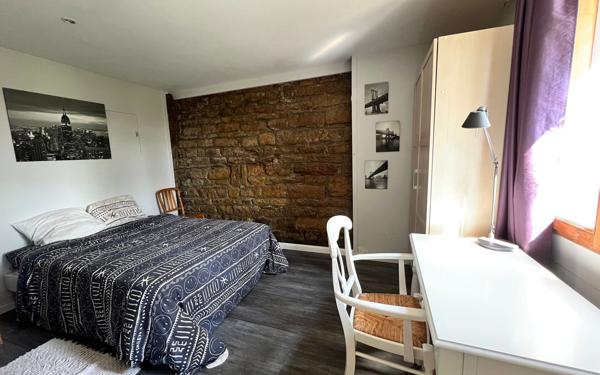 Maison à vendre    6 pièces • 230 m2 Lyon 9