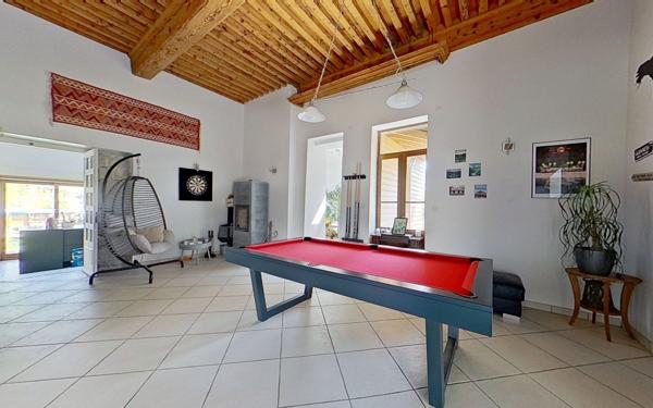 Maison à vendre    6 pièces • 230 m2 Lyon 9