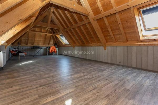 Vente Maison 10 pièces 219 m2 à Les Avenières