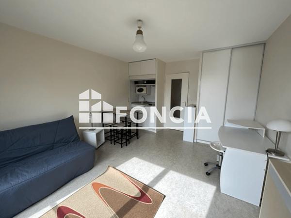 Location Studio meublé 22.32 m² - 1 RUE CHANTEMERLE Poitiers 86000