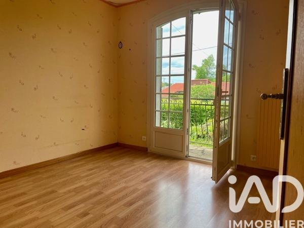 Maison à vendre 8 pièces 141 m² Gençay