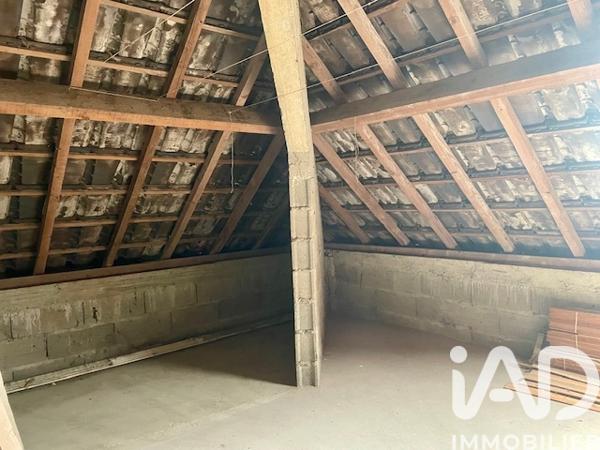 Maison à vendre 8 pièces 141 m² Gençay