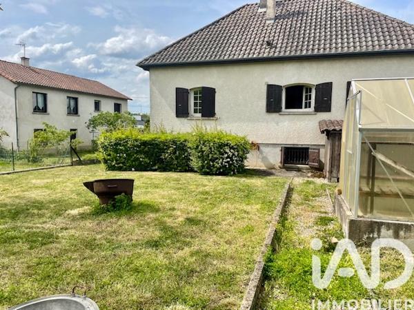 Maison à vendre 8 pièces 141 m² Gençay