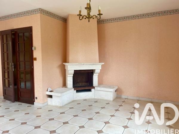 Maison à vendre 8 pièces 141 m² Gençay