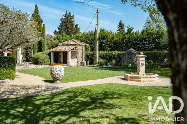 Maison à vendre 8 pièces 320 m² Châteaurenard