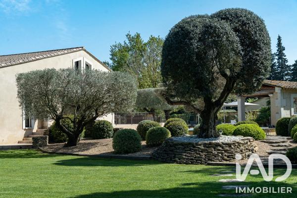 Maison à vendre 8 pièces 320 m² Châteaurenard