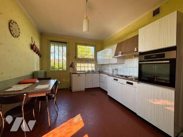 NOUVEAUTE ! A vendre en EXCLUSIVITÉ chez Trente-Cinq Notaires ! 

A moins de 15min de RENNES,...