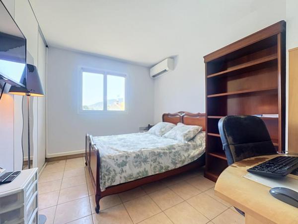 La Roquette sur Siagne : Villa 3 chambres + piscine