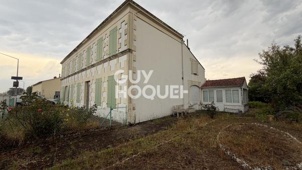 Maison à vendre de 9 pièces de 225 m²