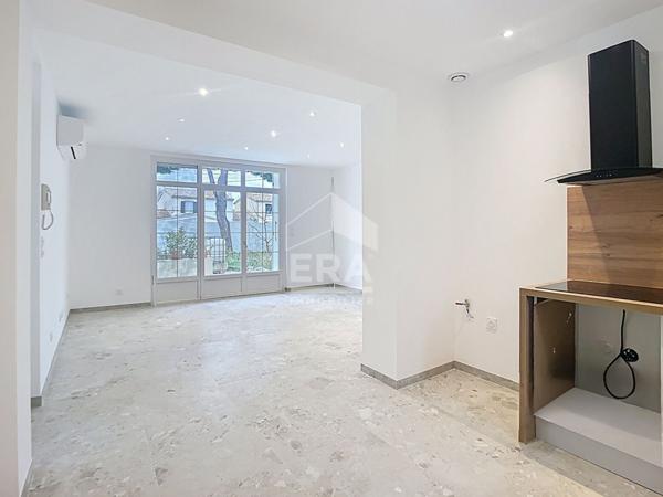 Bas de villa type 3 avec terrasse et garage