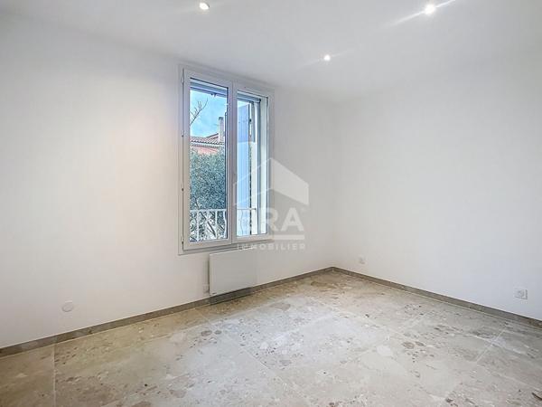 Bas de villa type 3 avec terrasse et garage