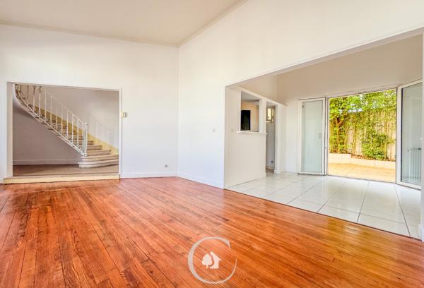 Bordeaux (33200) MAISON FAMILIALE - 4 CHAMBRES - COUR - GARAGE - QUARTIER ORANGERS