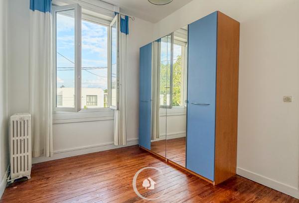 Bordeaux (33200) MAISON FAMILIALE - 4 CHAMBRES - COUR - GARAGE - QUARTIER ORANGERS