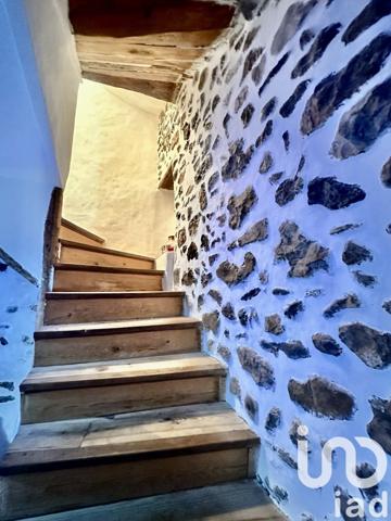 Maison de village 5 pièces de 122 m² à Volonne (04290)