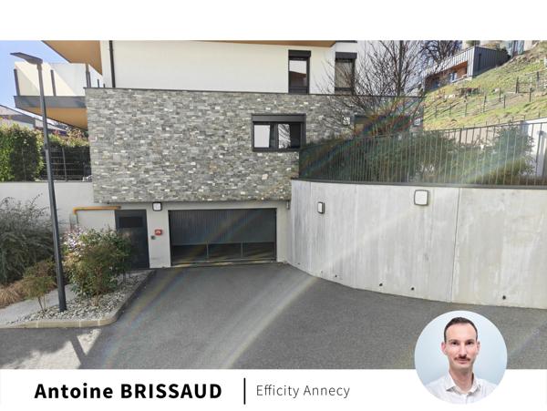 Parking
        
        - 27 m² 52 000 € *