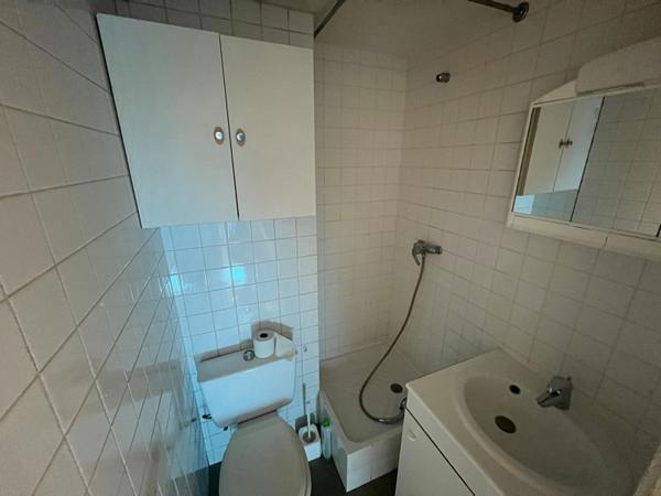 Appartement à louer 350 € CC Tours 1 pièce 13 m² DPE D