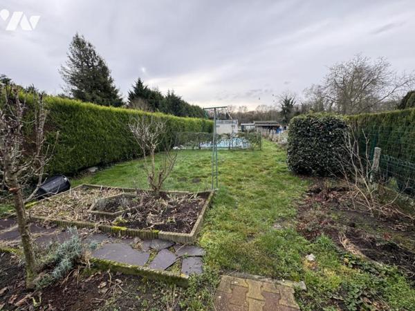 Semi-individuelle à Quiévrechain impasse calme 5 chambres parking jardin clos