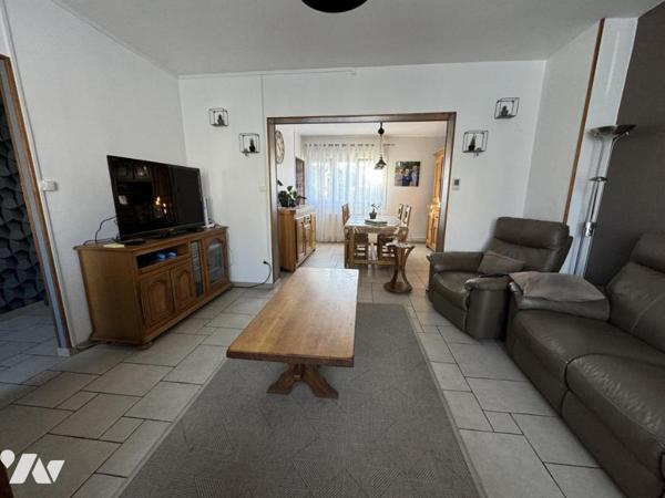 Semi-individuelle à Quiévrechain impasse calme 5 chambres parking jardin clos