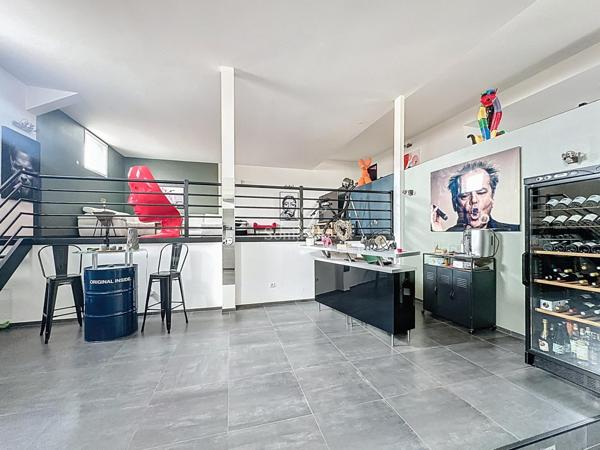 MAISON VOLUMES EXCEPTIONNELS TYPE LOFT