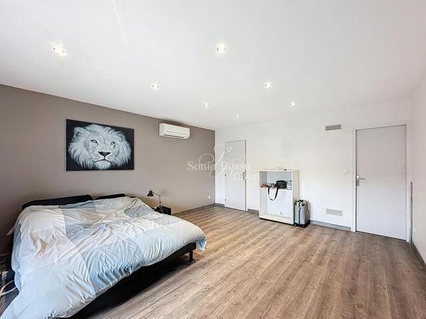 MAISON VOLUMES EXCEPTIONNELS TYPE LOFT