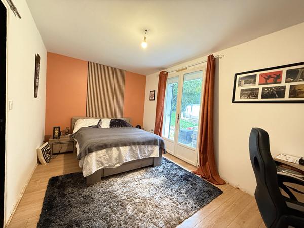 Maison - 6 pièces - 167 m²