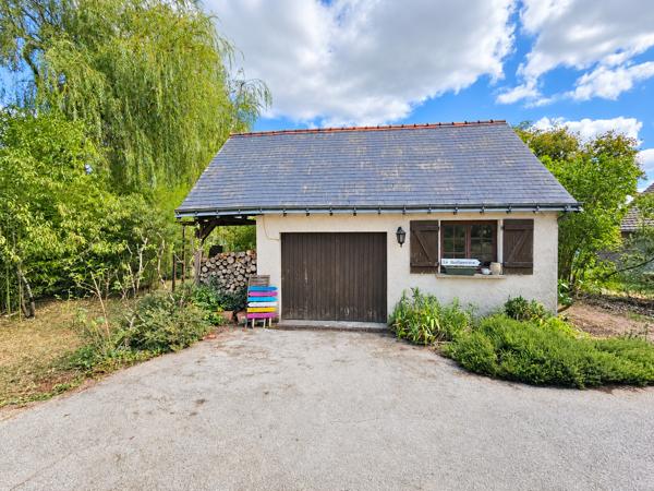 Maison
         6 pièces
        - 134 m² Exclusivité 293 720 € *