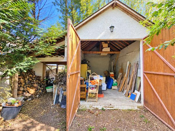 Maison
         6 pièces
        - 134 m² Exclusivité 293 720 € *
