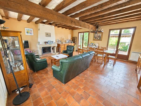 Maison
         6 pièces
        - 134 m² Exclusivité 293 720 € *