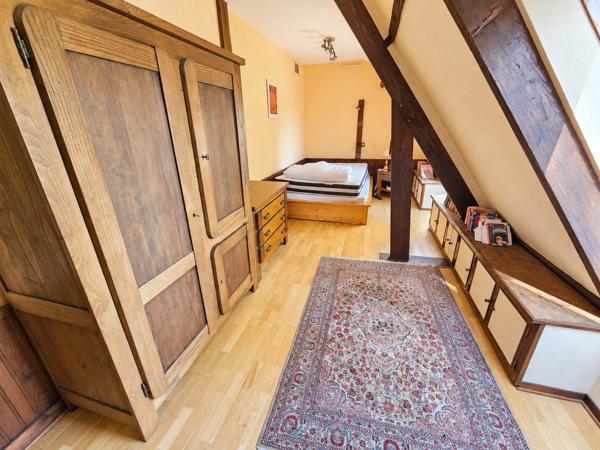 Maison
         6 pièces
        - 134 m² Exclusivité 293 720 € *