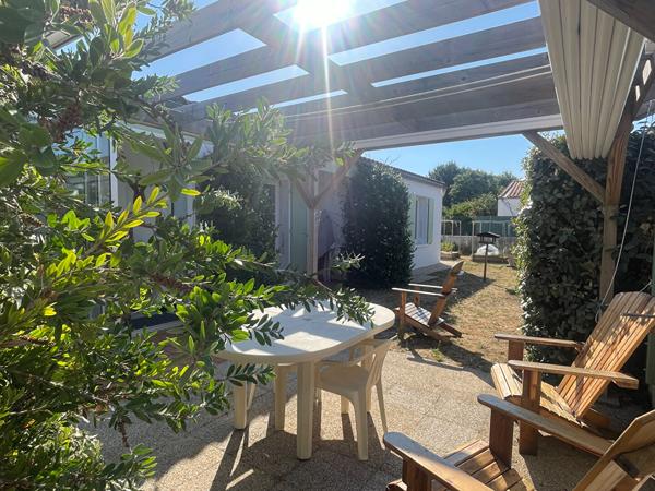 Maison 3 chambres avec véranda, garage et terrain de 578 m² - Environnement calme