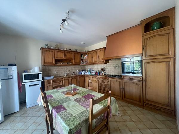 Maison 3 chambres avec véranda, garage et terrain de 578 m² - Environnement calme