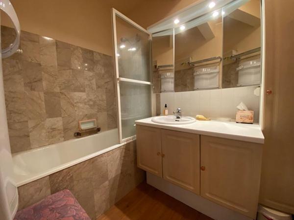 Appartement Nantes centre 4 pièce(s)  avec terrasse et  double garage