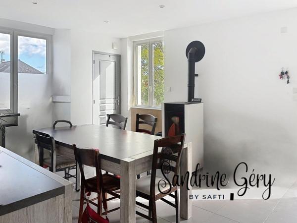 A Saint -Aigan-sur-Roe maison à vendre louée