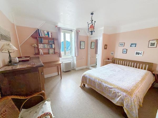 Environnement calme - tennis - parc - plan d'eau