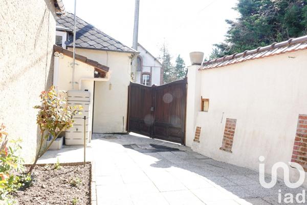 Maison de village 2 pièces de 36 m² à Jouy (28300)