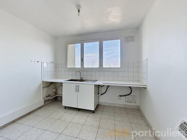 Vente Appartement84,67 m² - 4 Pièces - SAINT MAUR DES FOSSES (94100)