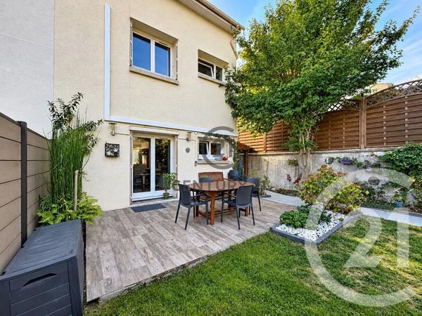 Maison à vendre  5 pièces - 82,01 m 2   GAGNY  - 93