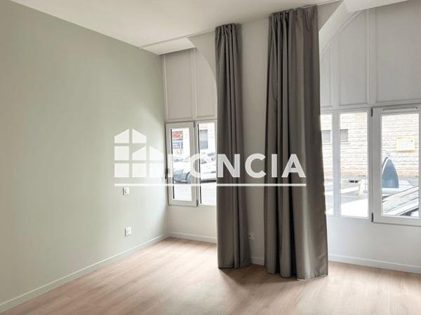 Location Appartement 2 pièces 35.88 m² - 6 RUE LEDRU ROLLIN Agen 47000