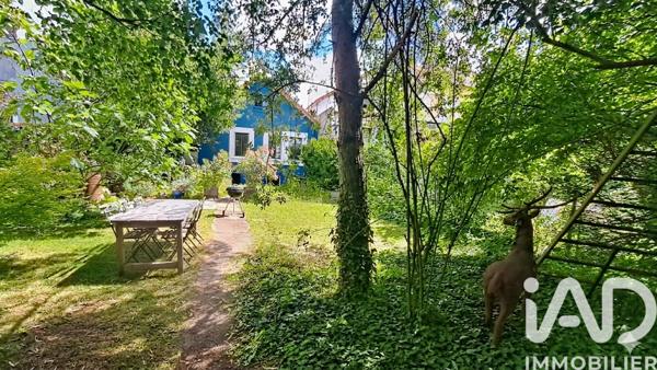 Maison à vendre 6 pièces 144 m² Issy-les-Moulineaux