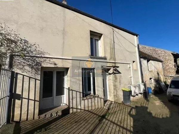 Vente                                                      Maison
                        
                     5 pièces                      140 m2                     à Mouroux