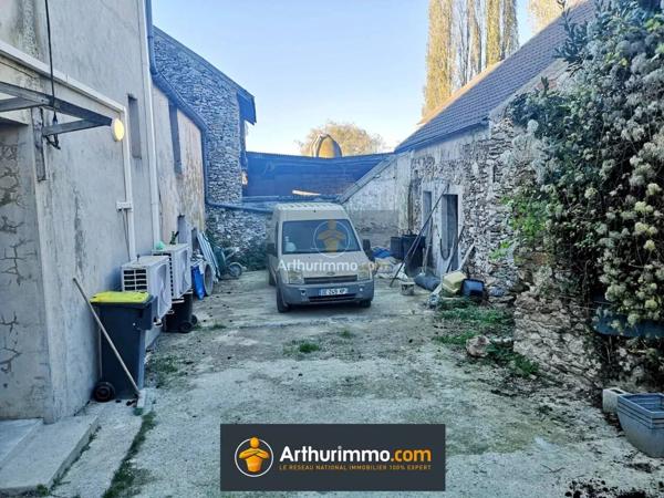 Vente                                                      Maison
                        
                     5 pièces                      140 m2                     à Mouroux