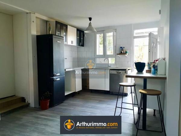 Vente                                                      Maison
                        
                     5 pièces                      140 m2                     à Mouroux