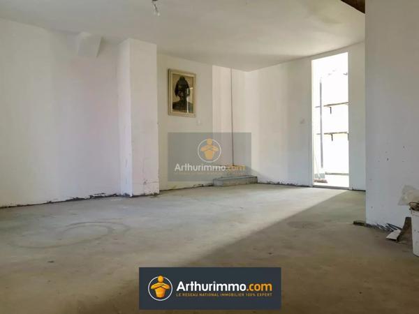 Vente                                                      Maison
                        
                     5 pièces                      140 m2                     à Mouroux