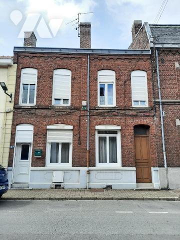 MAISON DE VILLE
