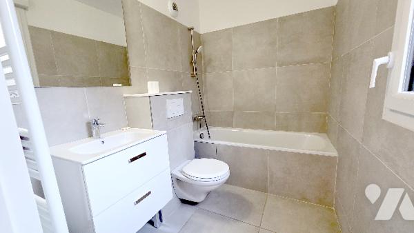 APPARTEMENT T3 DE STANDING
Proximité de la Croix-Blanche.